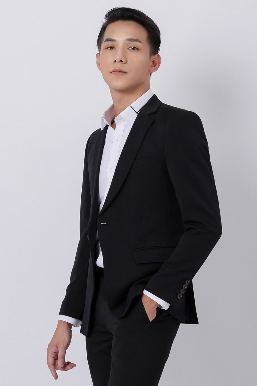 NGUYỄN THỊ VINH