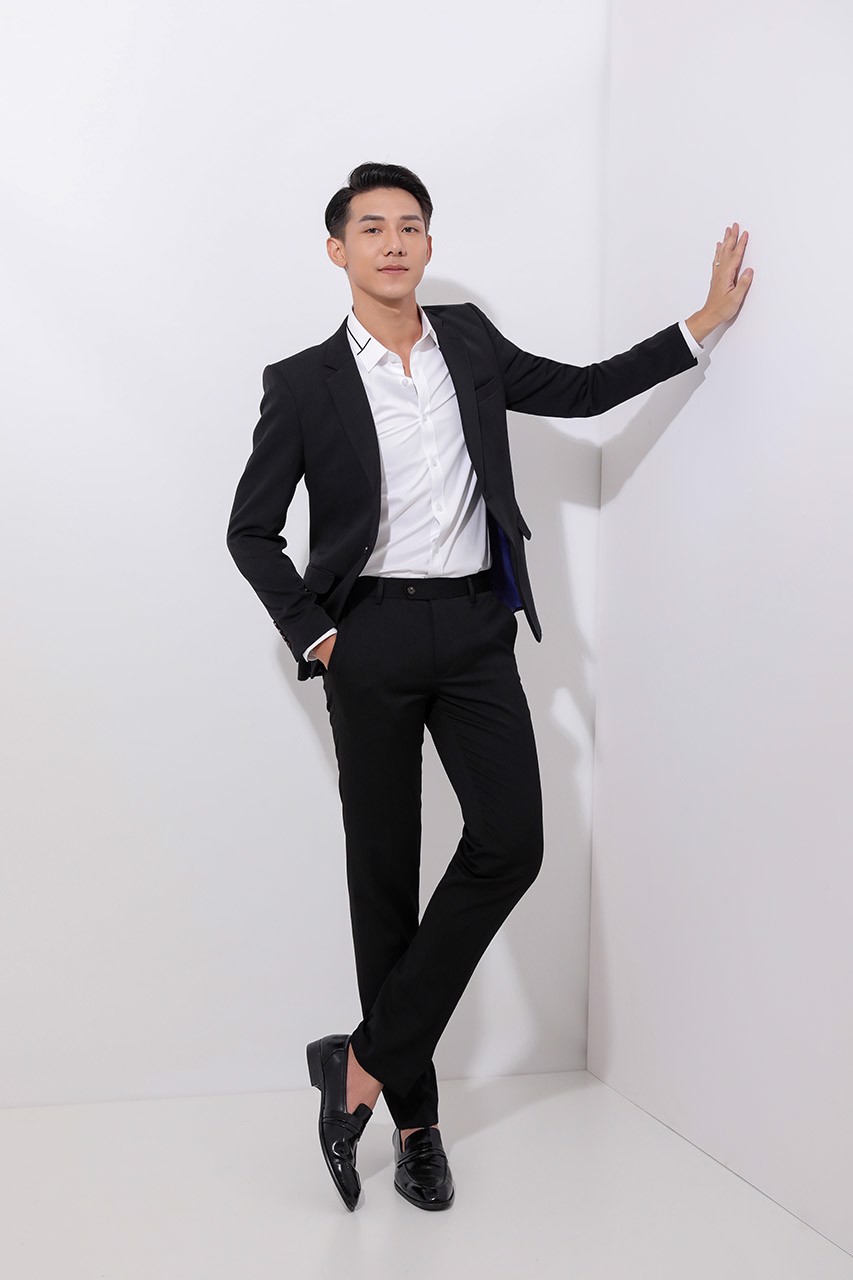 NGUYỄN THỊ VINH